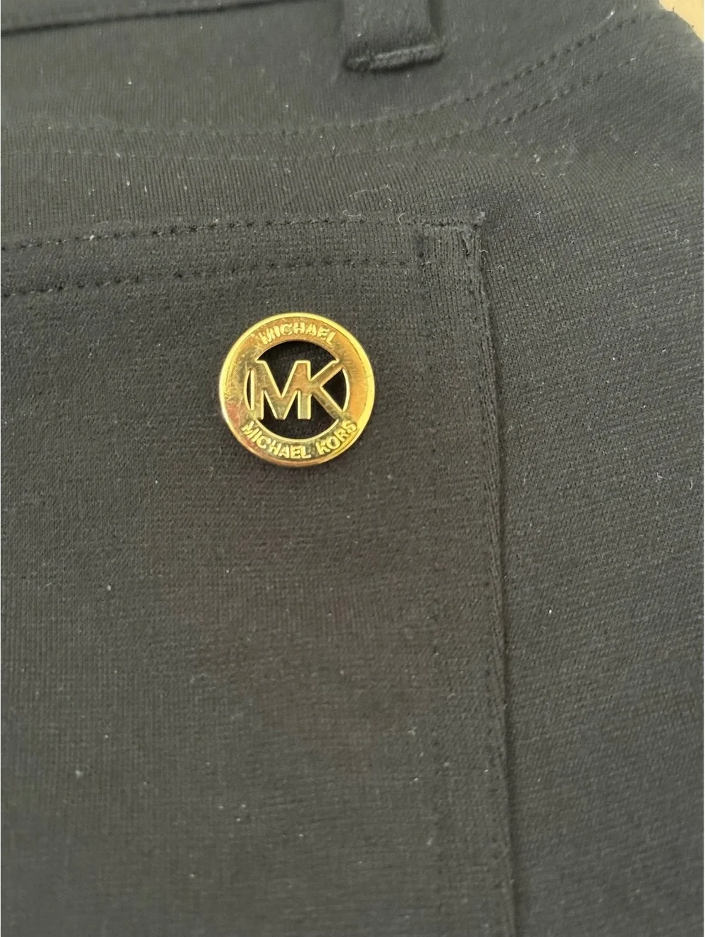 Michael Kors Black Skinny Pants with Gold Zipper Detail Size 6